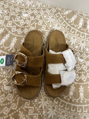 Universal Thread Ashton Tan Suede Slide Sandals with Gold Buckles